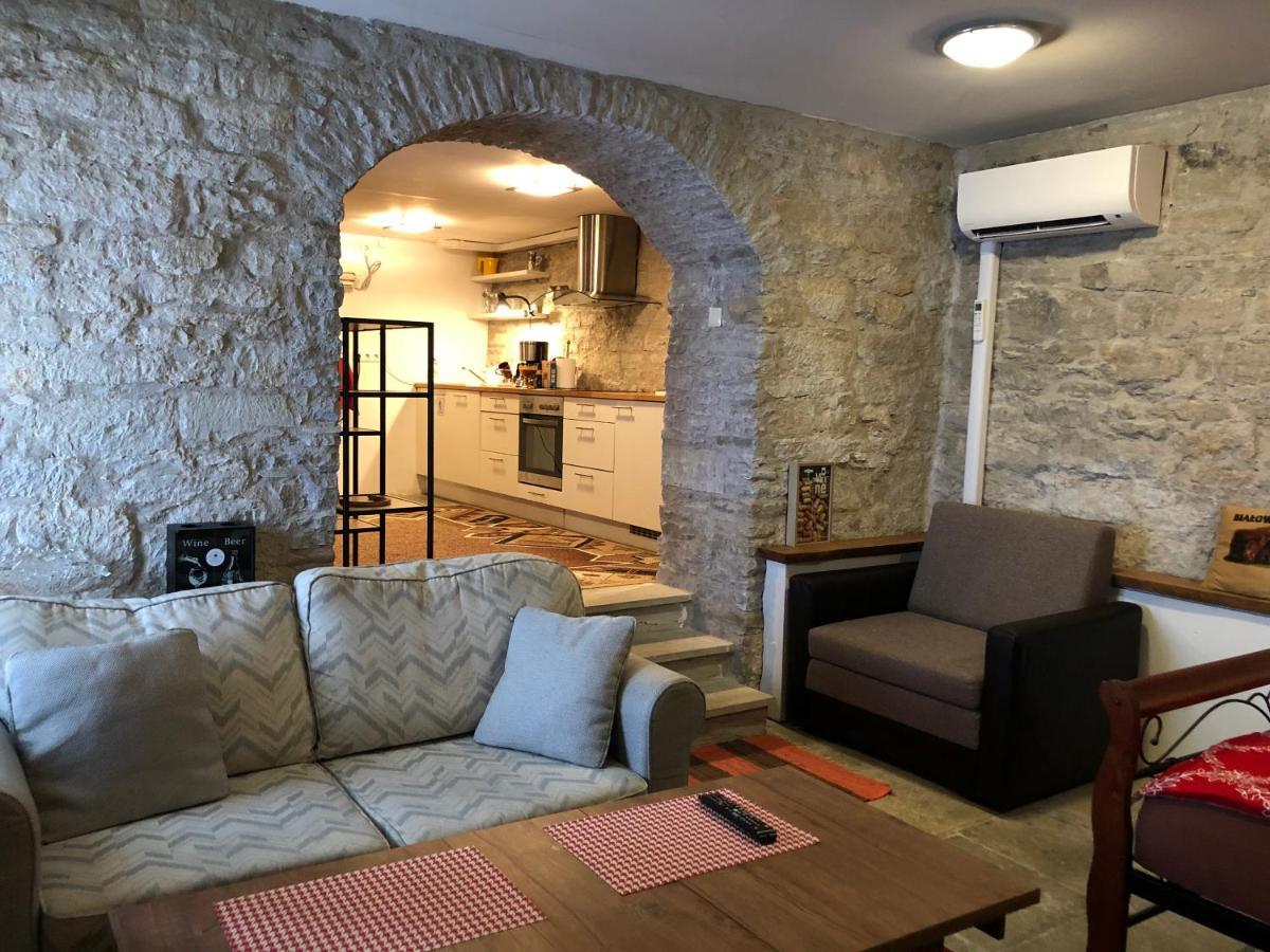 Kauba 6A Apartment Kuressaare Zewnętrze zdjęcie