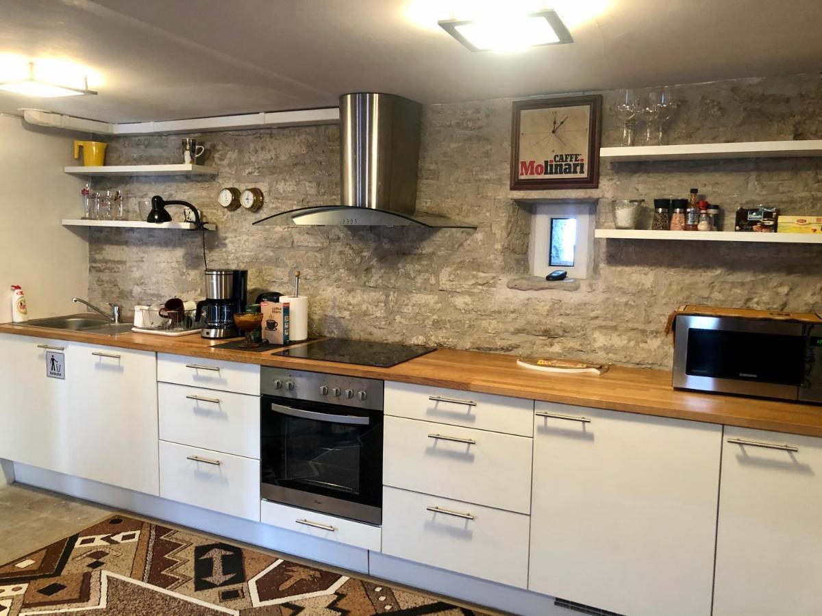 Kauba 6A Apartment Kuressaare Zewnętrze zdjęcie